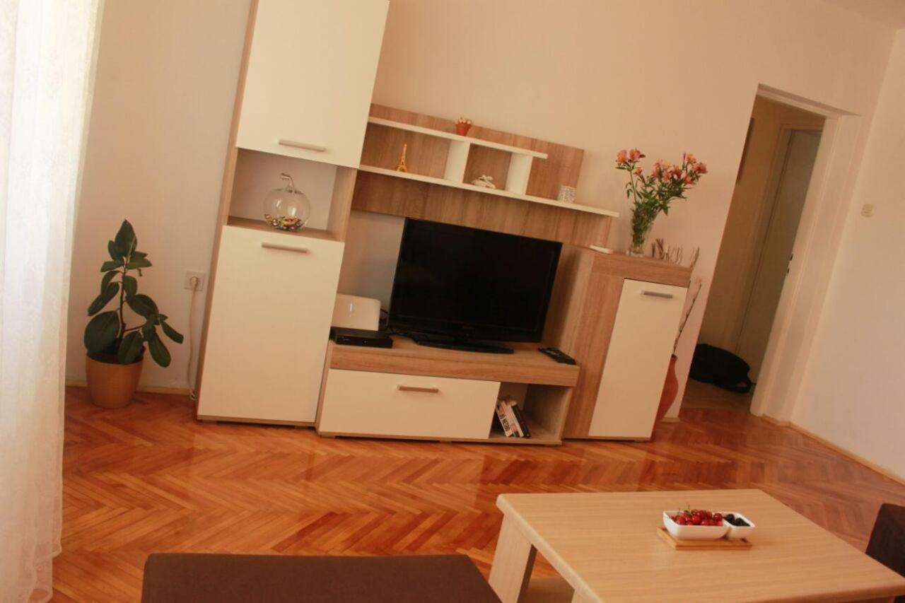 Apartment Monte Paradiso Pula Exteriör bild